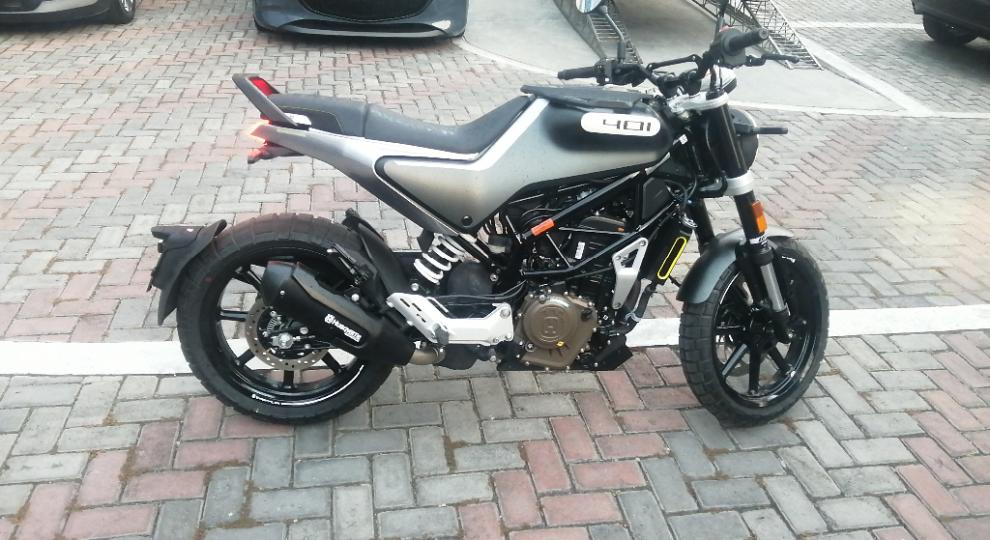 Husqvarna Svartpilen 401 2020 Ambato