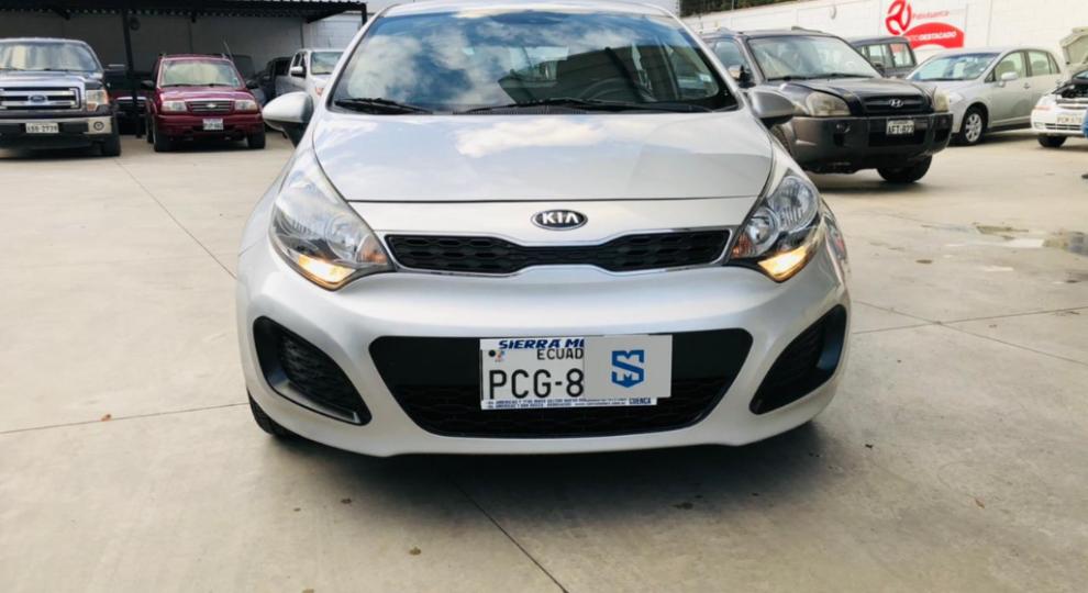 Kia Rio R 2015 Cuenca