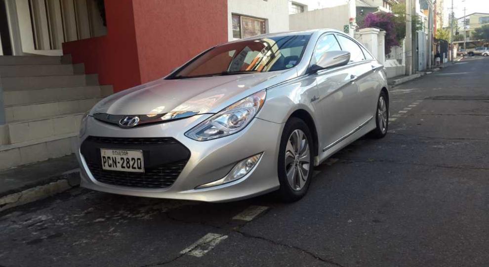Hyundai Sonata Hybrid 2015 Quito
