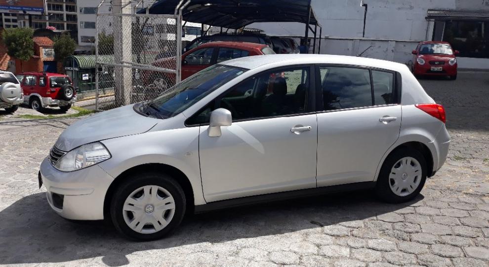 Nissan Tiida 2013 Quito