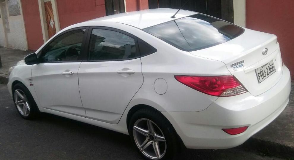 Hyundai Accent 2013 Quito