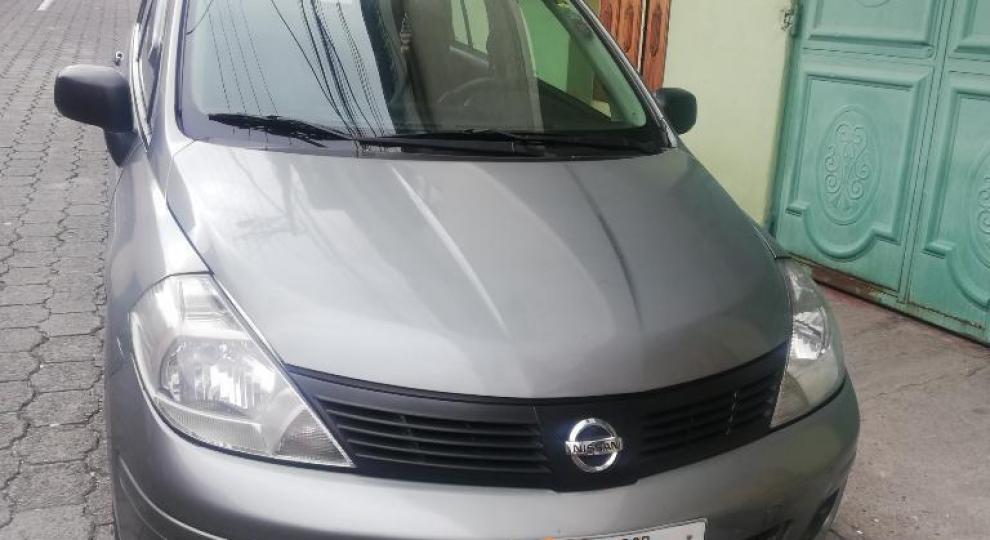 Nissan Tiida 2014 Quito