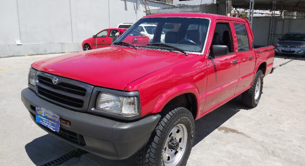 Mazda B2600 CD 1999 Cuenca