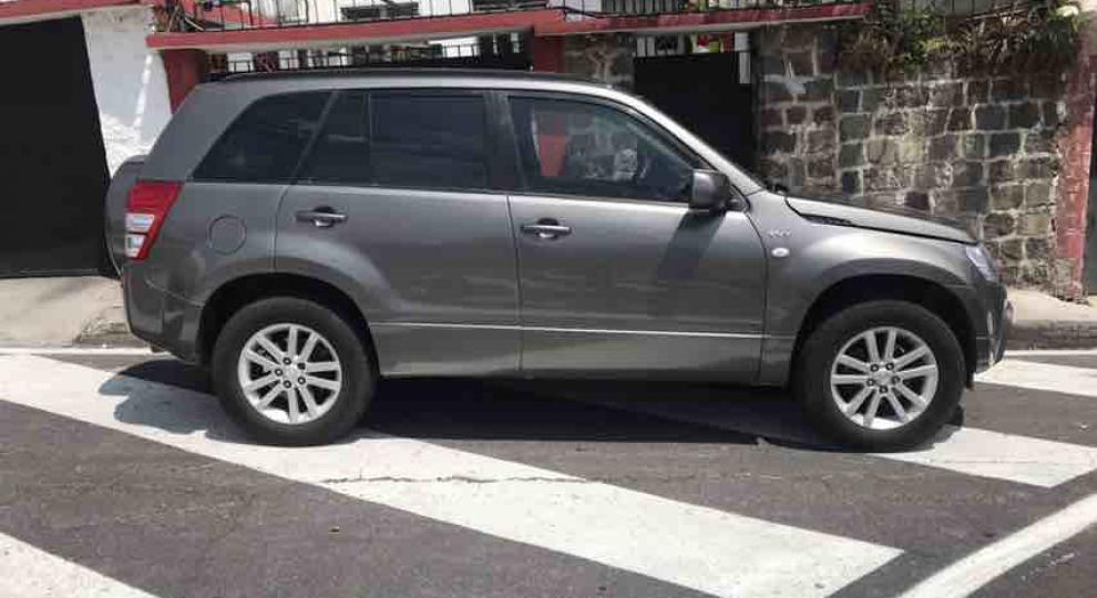 Suzuki Grand Vitara SZ 2.4 2011 Quito