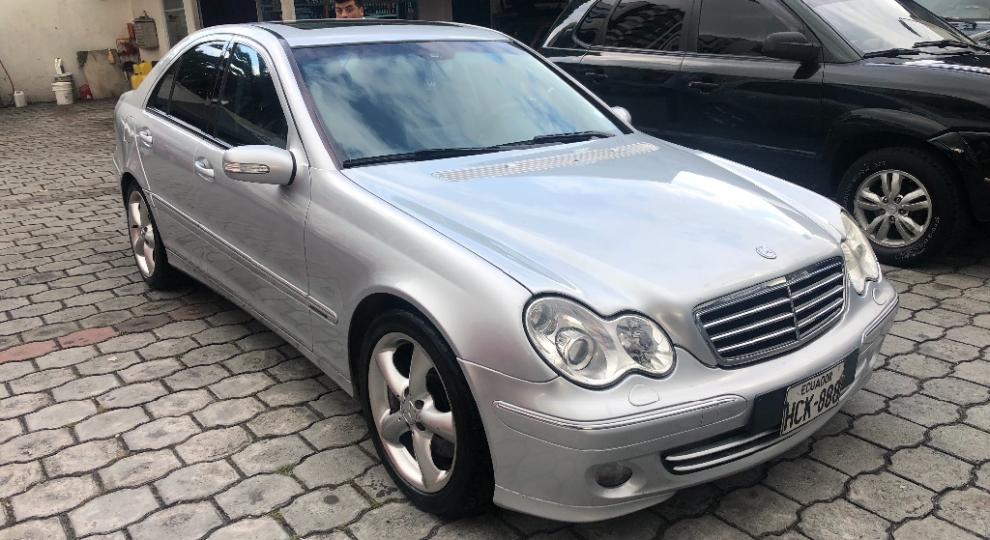 Mercedes Benz C230 V6 2006 Quito