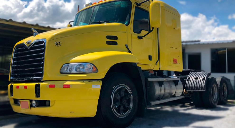 Mack CX 613 2004 Quito