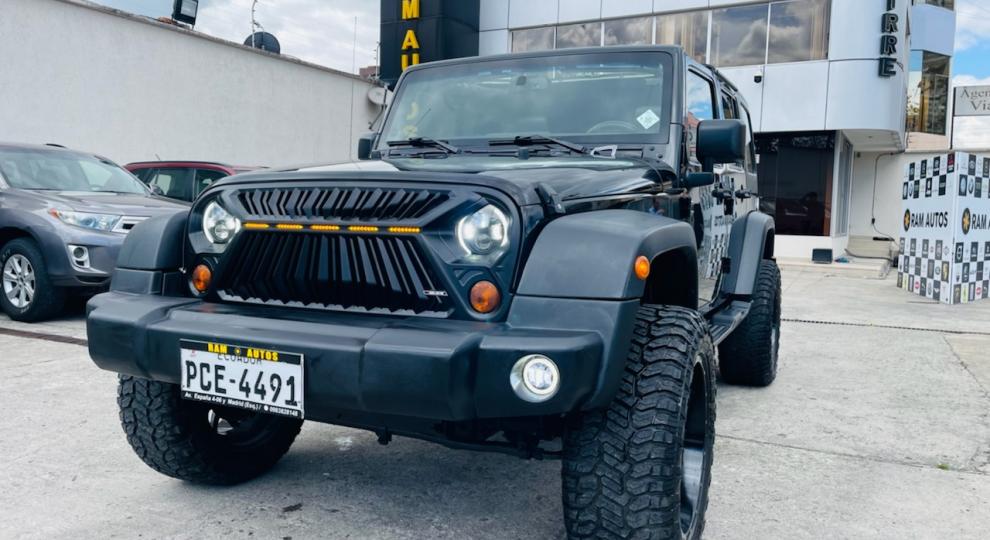 Jeep Wrangler X Unlimited 2013 Cuenca