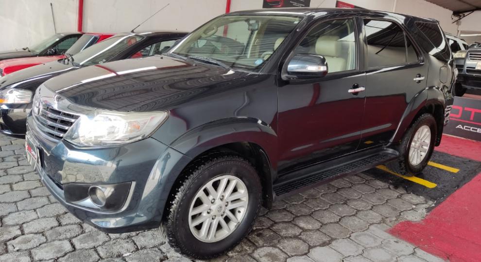 Toyota Fortuner 2.7 2012 Quito