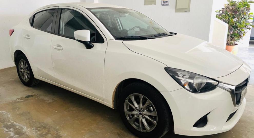 Mazda 2 2018 Quito