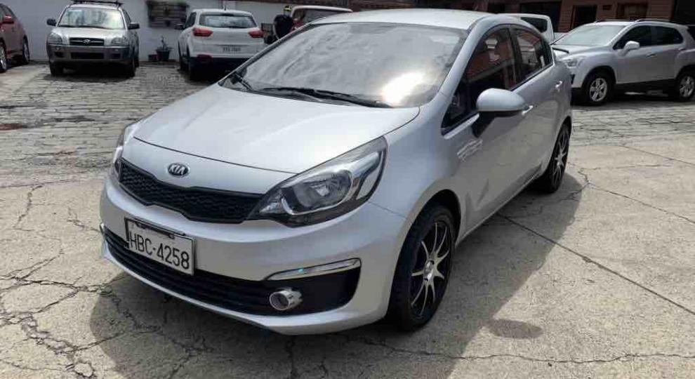 Kia Rio R 2017 Cuenca