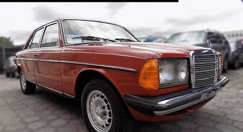 Mercedes Benz 250 1984 Quito