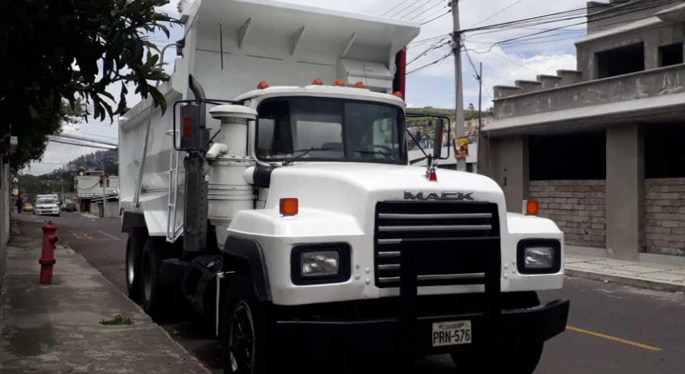 Mack RD 688S 1995 Quito