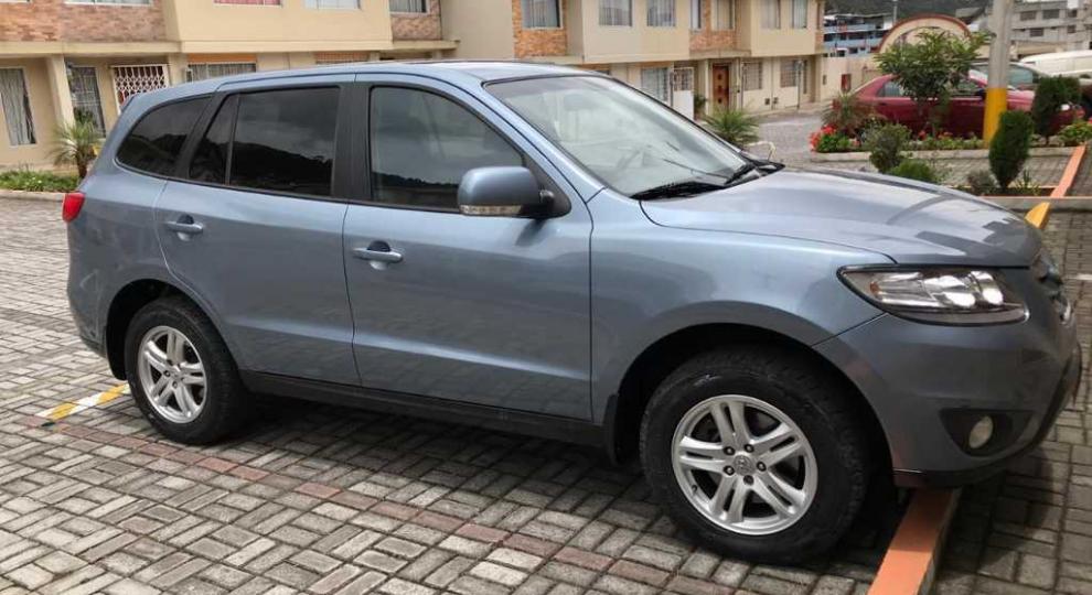 Hyundai Santa Fe 4x2 2010 Quito