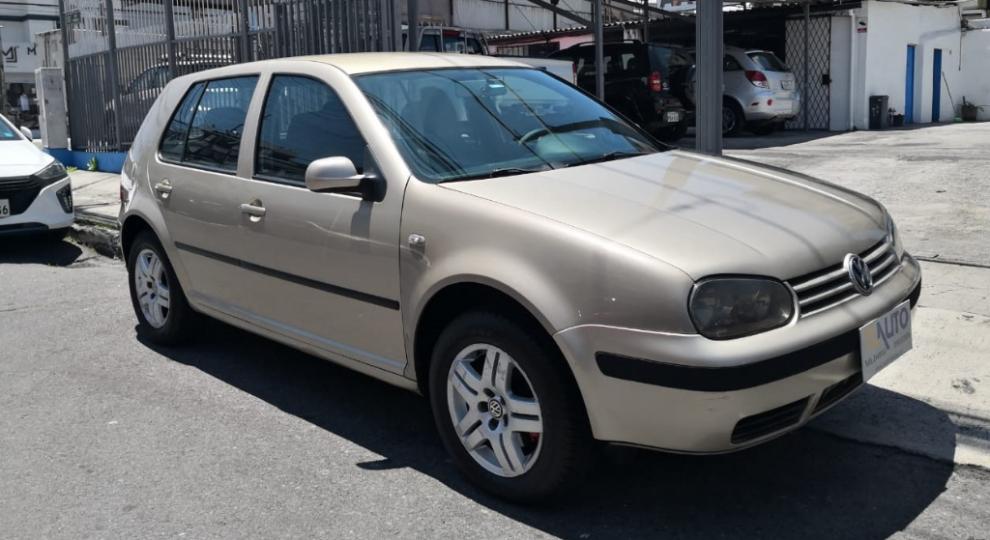 Volkswagen Golf 2002 Quito