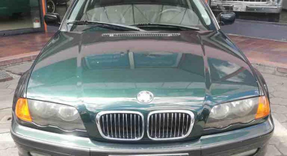 BMW 325i 2003 Quito
