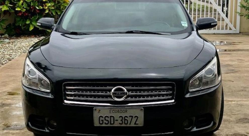 Nissan Maxima 2010 Manta
