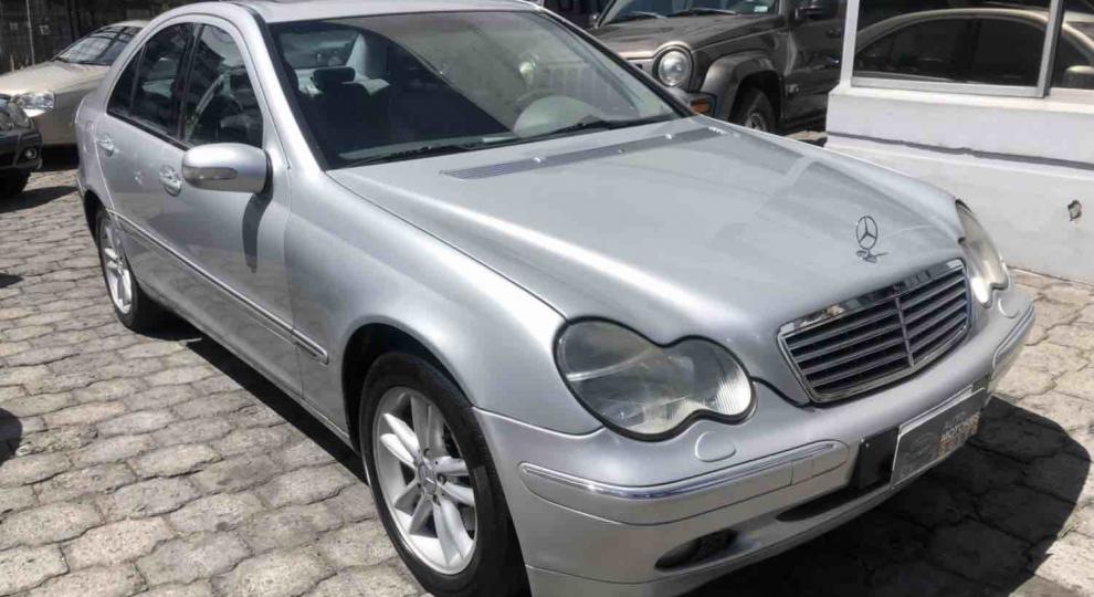 Mercedes Benz C320 2002 Quito