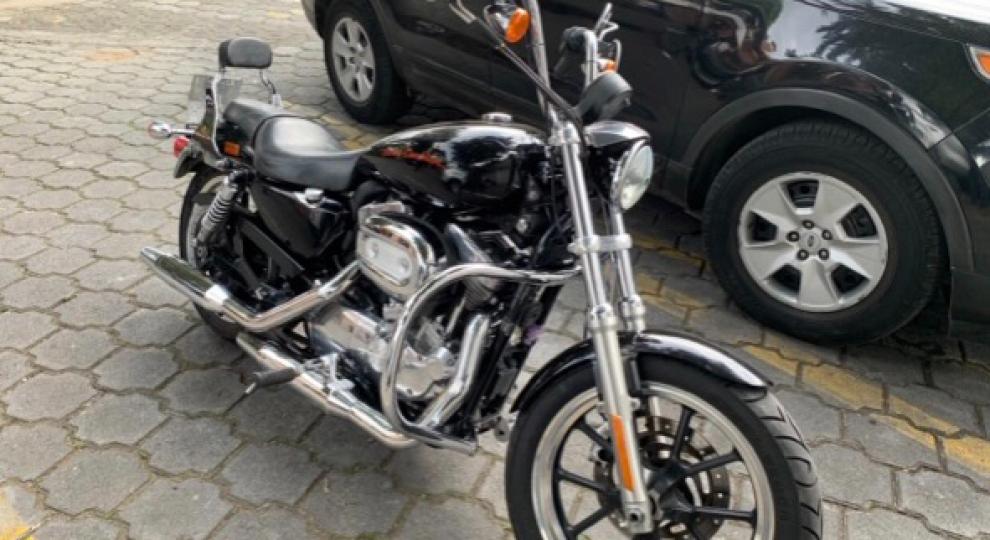 Harley Davidson Sporster Iron 883 cc 2011 Quito