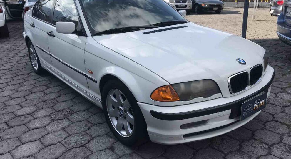 BMW 318 1999 Quito