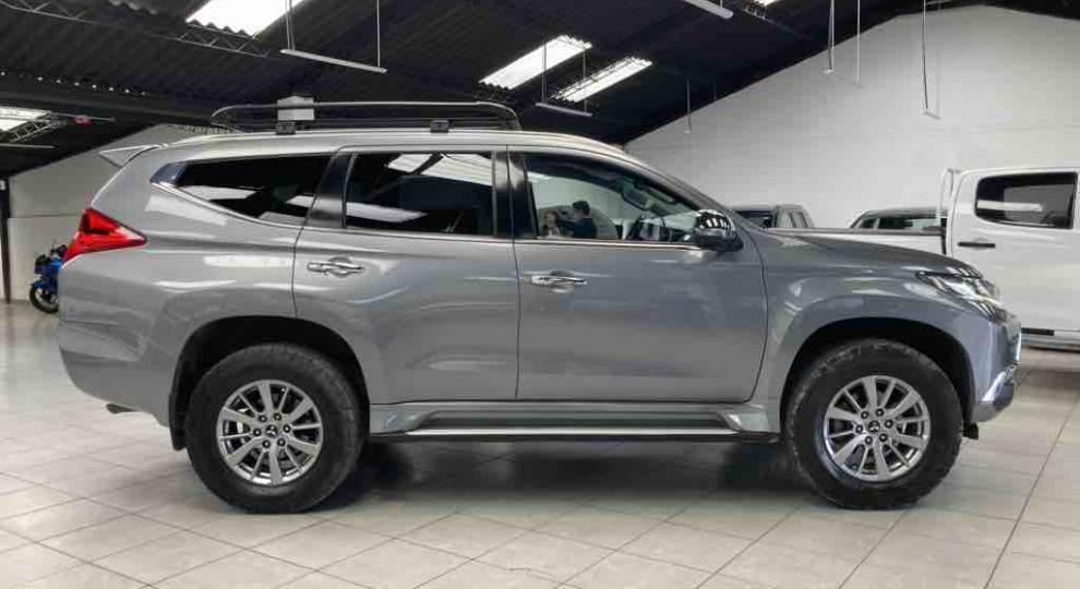 Mitsubishi Montero 5P 2017 Quito