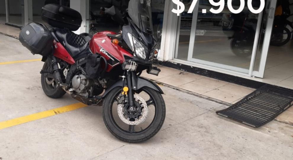 Suzuki V - Strom DL 650 A 2007 Quito
