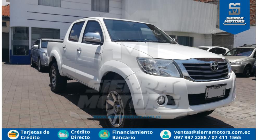 Toyota Hilux CD 4x4 2015 Cuenca