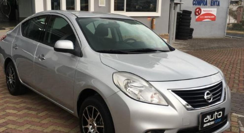 Nissan Versa 2014 Ambato
