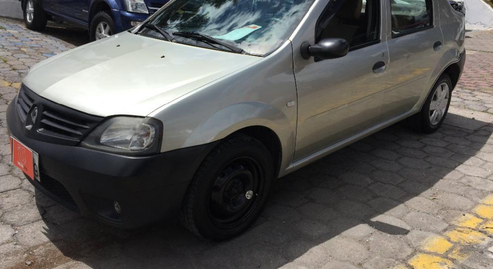 Renault Logan 2010 Quito