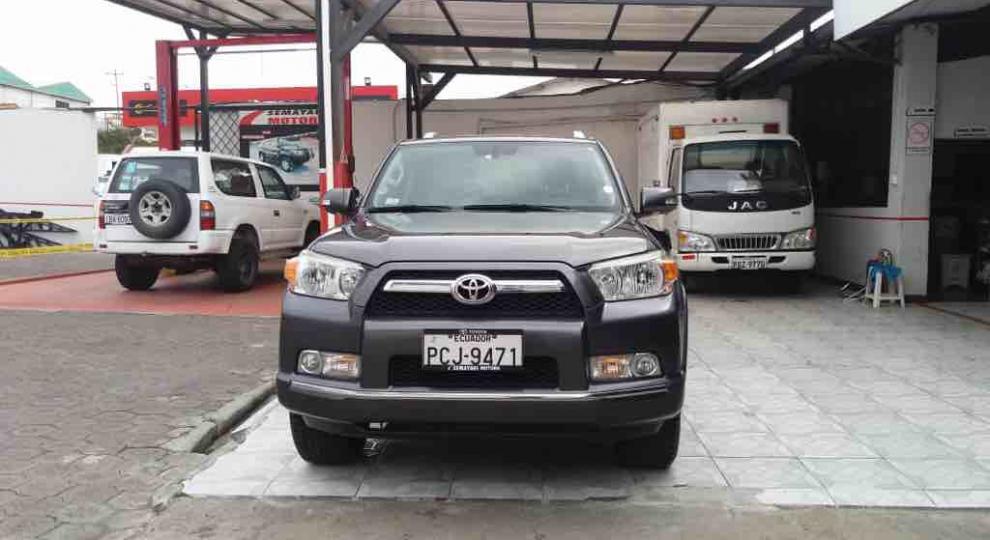 Toyota 4 Runner Limited 2013 Latacunga