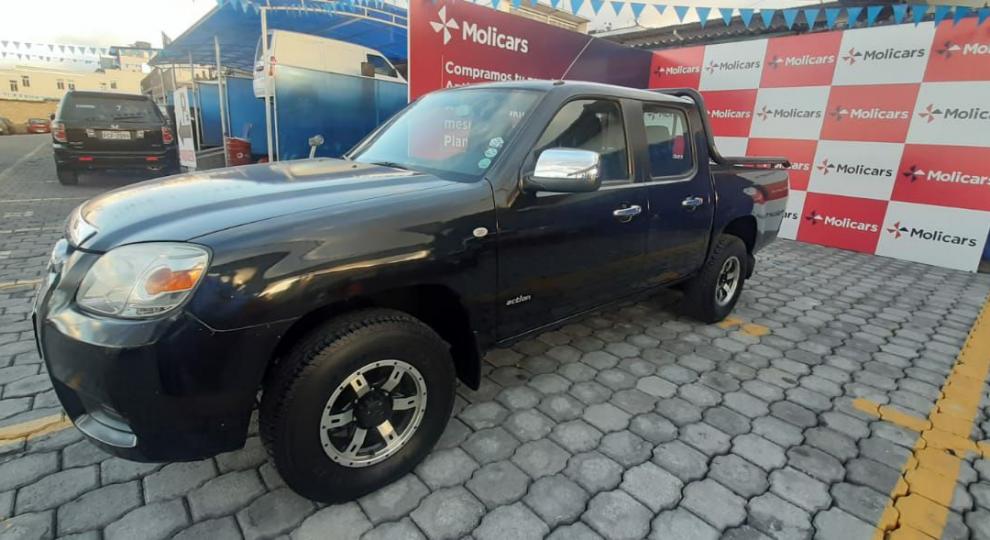 Mazda BT-50 CD ACTION 2.6 2016 Quito