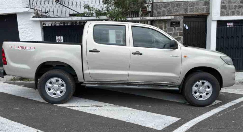 Toyota Hilux CD 4x2 Diesel 2012 Quito