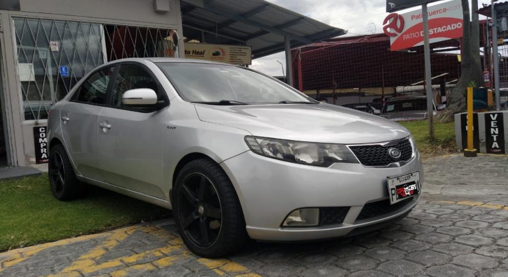 Kia Cerato Forte 2011 Quito