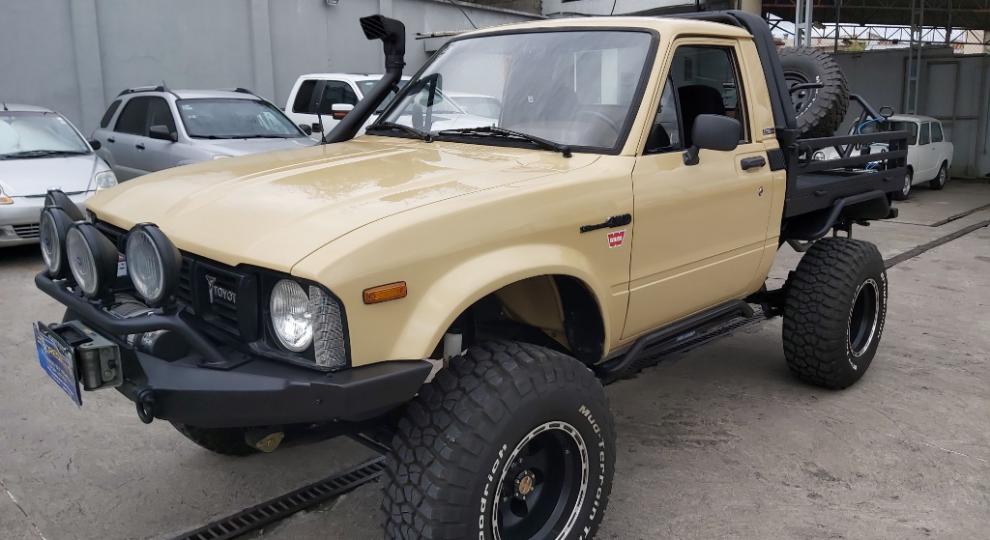 Toyota Hilux CS 4x4 1980 Cuenca