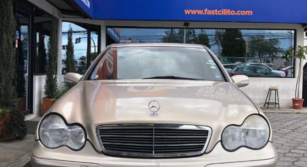 Mercedes Benz C180 2003 Quito