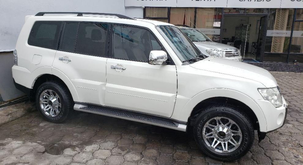 Mitsubishi Montero 5P 2008 Ambato