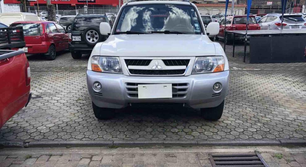 Mitsubishi Montero 5P 2003 Cuenca