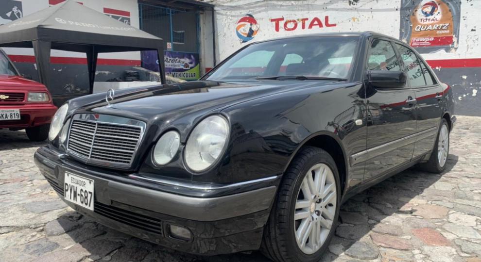 Mercedes Benz E240 1998 Quito