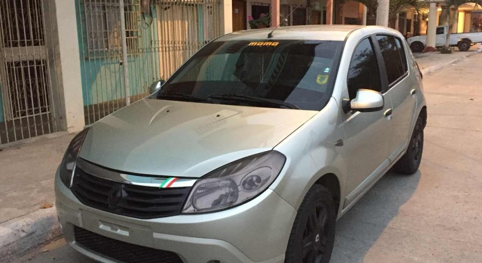 Renault Sandero 2009 Manta