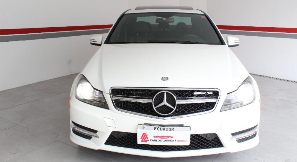 Mercedes Benz C300 2013 Ambato