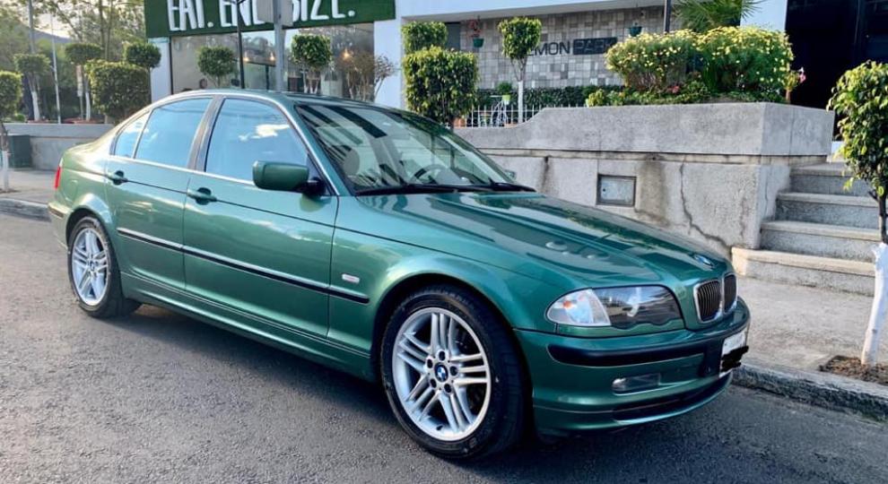 BMW 328i 1999 Quito