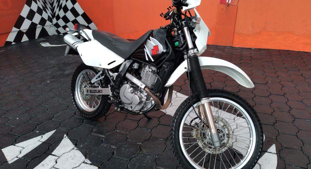 Suzuki DR 650 2019 Quito