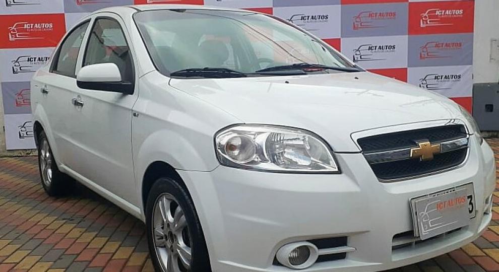 Chevrolet Aveo Emotion 2016 Quito