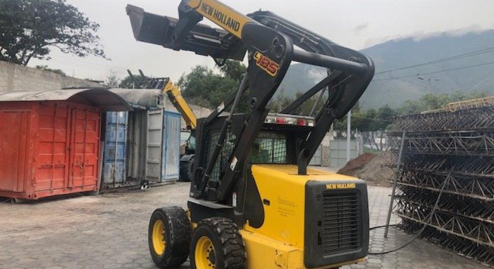 New Holland L180 2009 Quito