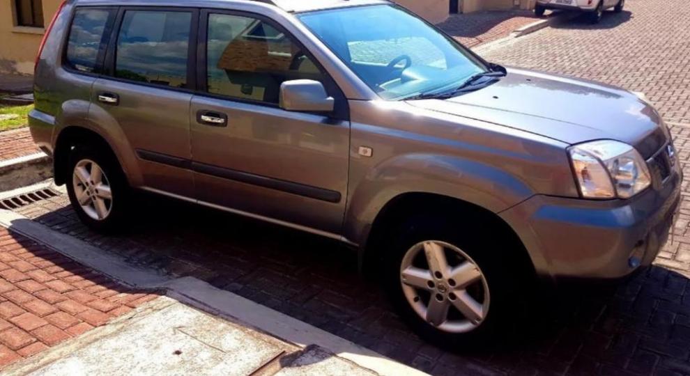 Nissan X-Trail 2008 Paute