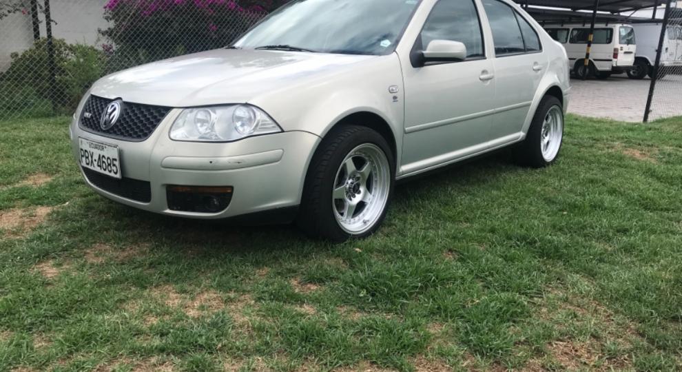 Volkswagen Jetta 1.8T 2011 Quito
