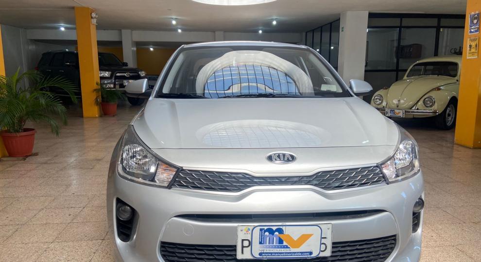 Kia Rio LX AC 2020 Quito