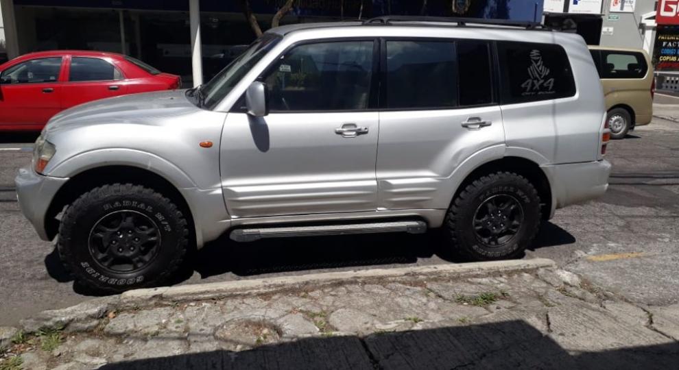 Mitsubishi Montero Blister 2002 Quito