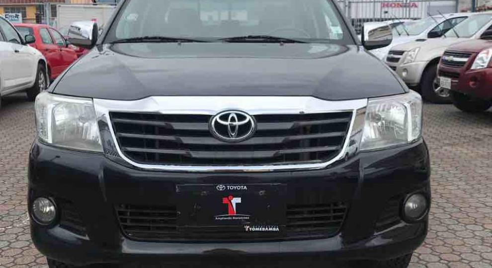Toyota Hilux CD 4x2 2013 Cuenca