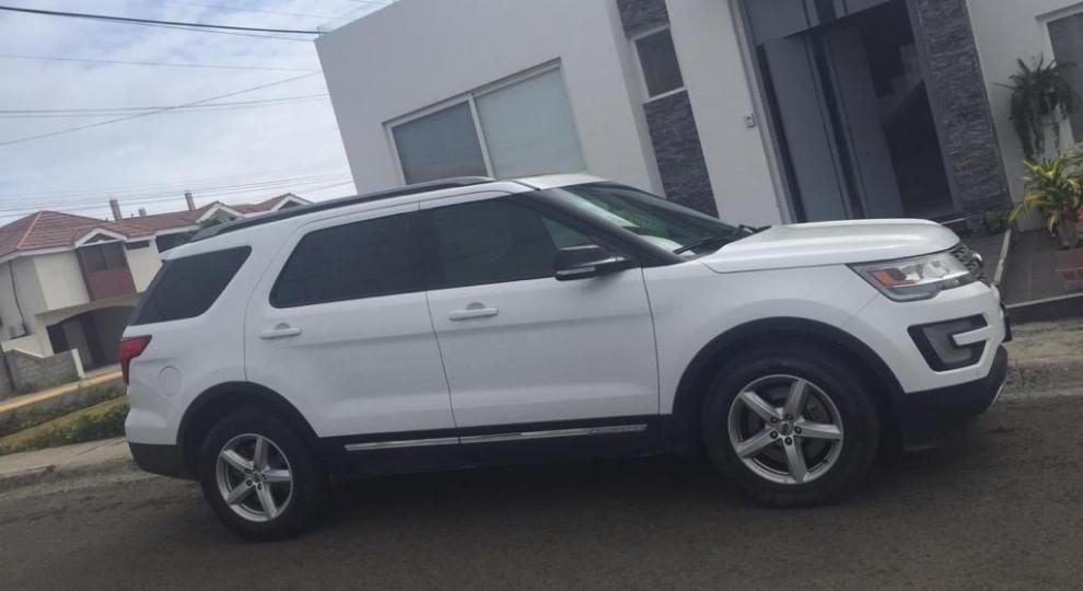 Ford Explorer 2016 Manta