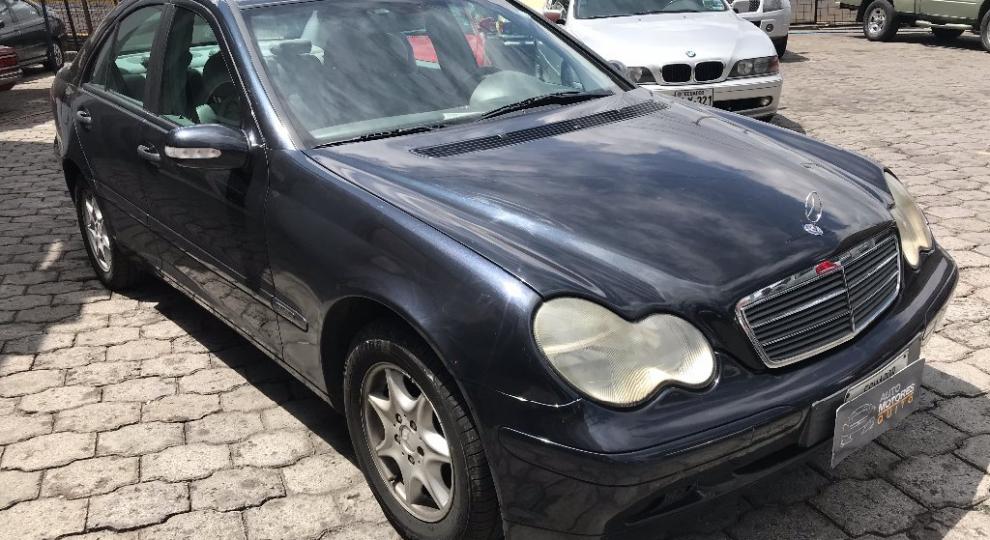 Mercedes Benz C200 K 2002 Quito